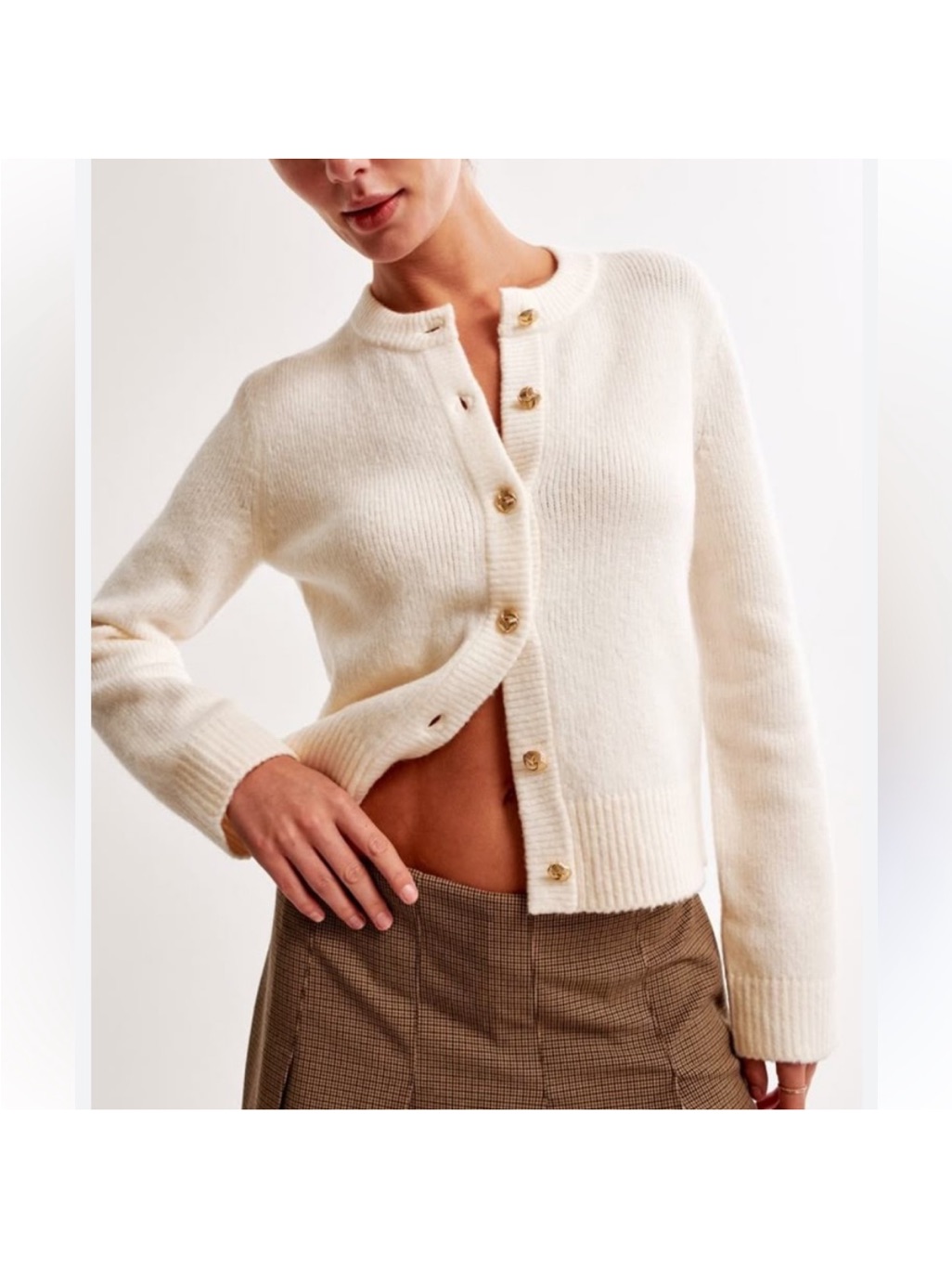 Nwt Abercrombie & Fitch Relaxed Hardware Crew Cardigan | Cream And Gold